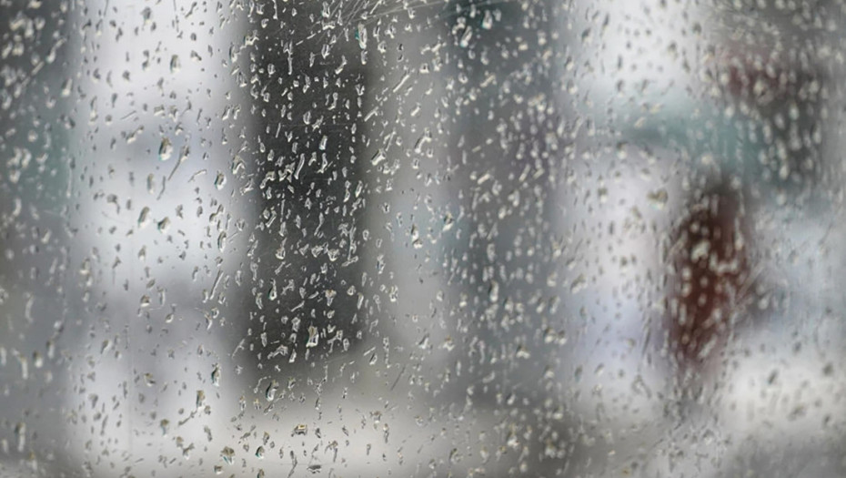 Nevreme u Hercegovini: Poplavljeni domovi, škole i ulice, vatrogasci na terenu satima