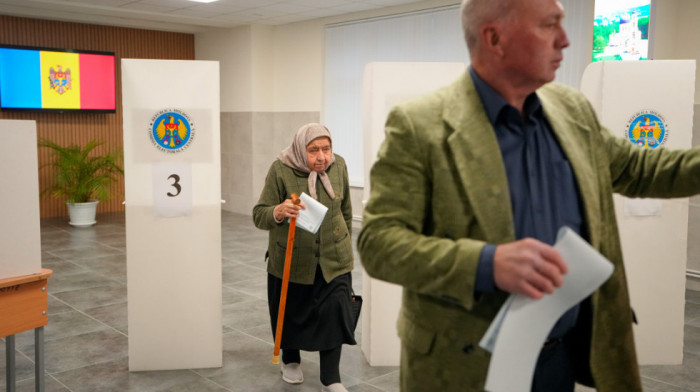 "Glasanje od presudnog značaja": Otvorena birališta u Moldaviji na parlamentarnim izborima