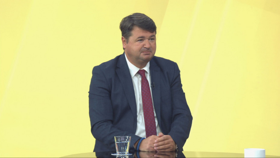 Petrov o Vučićevom govoru: Državnički - pokazao svest da zna kako se izražava jedinstvo