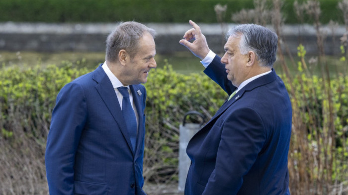 "Dragi Donalde Tusk": Orban premijeru Poljske poručio da igra opasnu igru sa životima miliona Evropljana