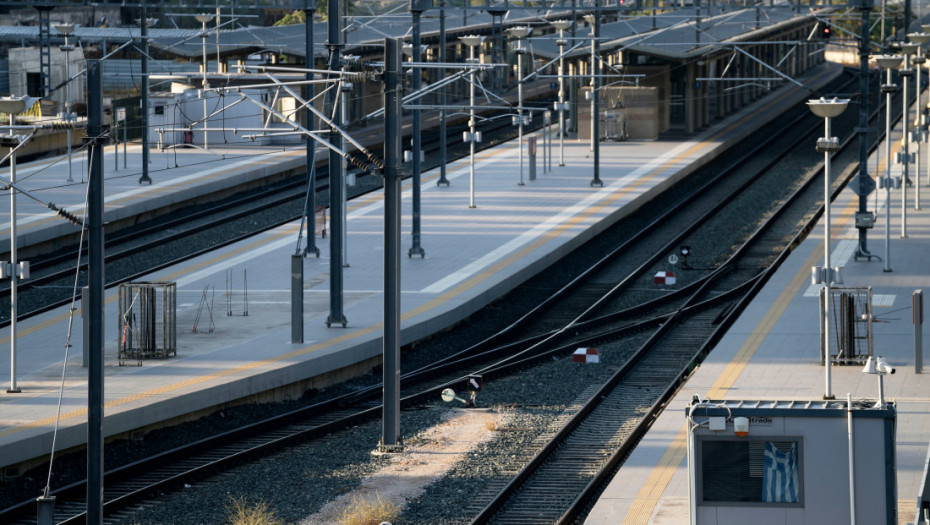 Celodnevni nacionalni štrajk za Praznik rada u Grčkoj blokira brodove i parališe javni prevoz