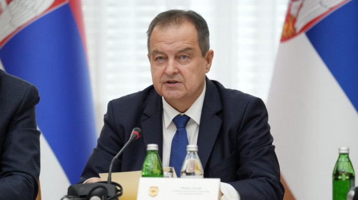 Dačić: Policija se posle pada nadstrešnice u Novom Sadu bavila spasavanjem ljudi