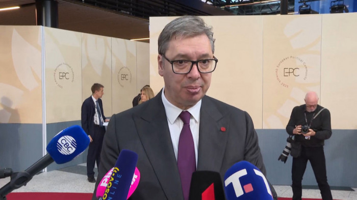 Vučić stigao na Samit Evropske političke zajednice, očekuje važne sastanke
