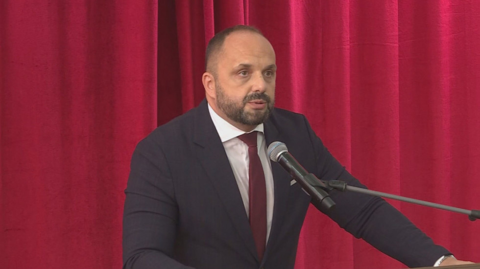 Radojević: Napad na Blažića jedan u nizu napada na Srbe na Bistričkom mostu