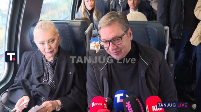 Krenuo voz brzom prugom do Subotice, među putnicima i predsednik Srbije