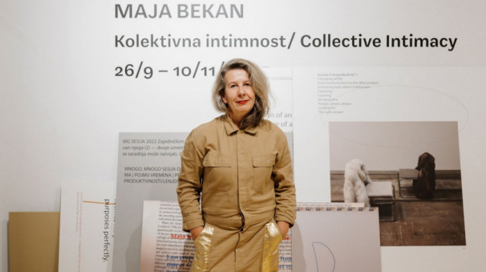"Kolektivna intimnost": Izložba Maje Bekan u Salonu Muzeja savremene umetnosti (VIDEO)