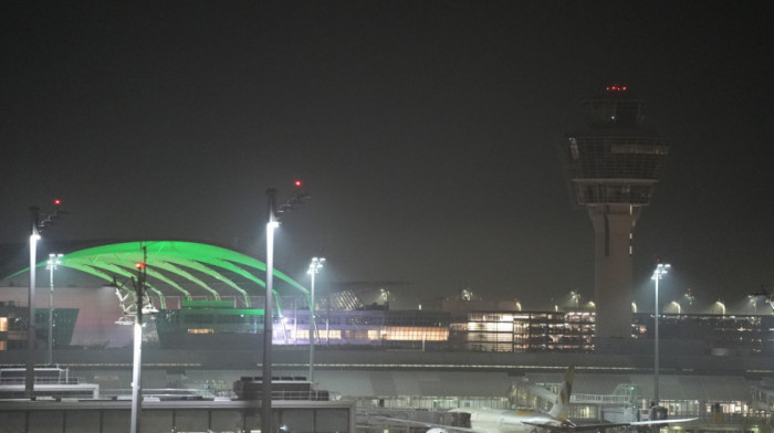 Obe piste aerodroma u Minhenu ponovo zatvorene, navodno uzrok dronovi