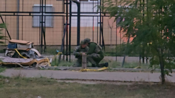 U Lapljem Selu kod Gračanice pronađena eksplozivna naprava, policija i KFOR na terenu