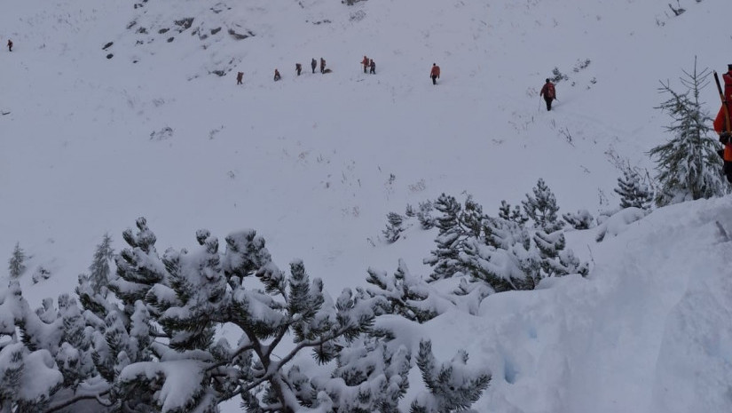 Jedna osoba poginula, dve povređene u lavini u Švajcarskoj