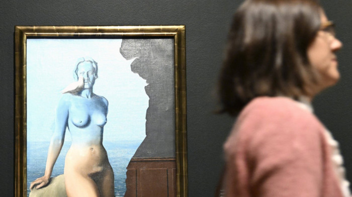 "Superzvezda nadrealizma": Magritova slika "Crna magija" na aukciji u Parizu posle 90 godina