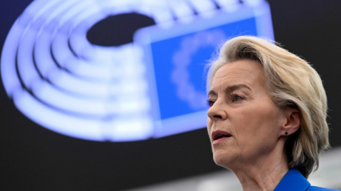 Ursula fon der Lajen ponovo pred Evropskim parlamentom zbog predloga o nepoverenju