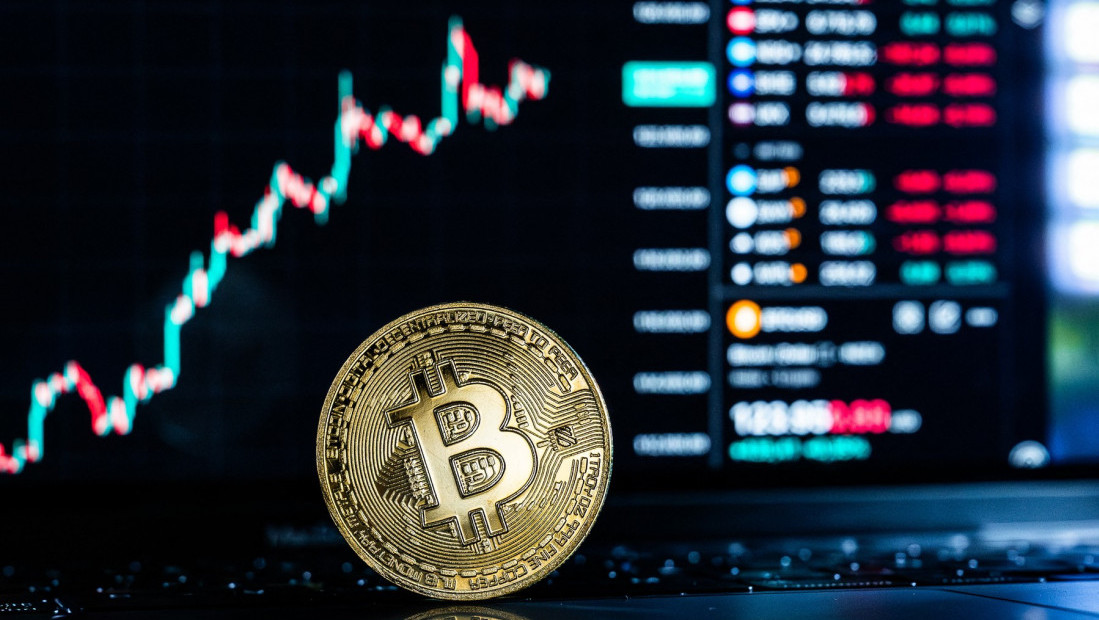 Bitkoin porastao na više od 106.500 evra, na tržištu i dalje pozitivan sentiment