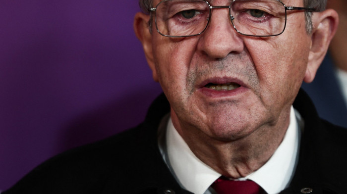 Lider Nepokorene Francuske pozvao da se hitno razmotri opoziv Makrona