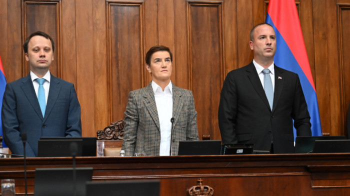 Brnabić Lazoviću: Što niste pisali našim građanima, što se njima nekad niste obratili?