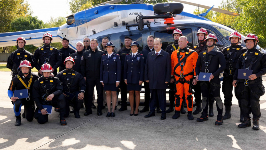 Helikopter iznad vode, alpinistički zahvat i spašavanje – zajednička vežba jedinica MUP