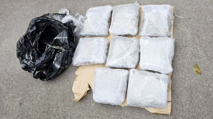 Policija u Novom Sadu zaplenila više od osam kilograma narkotika