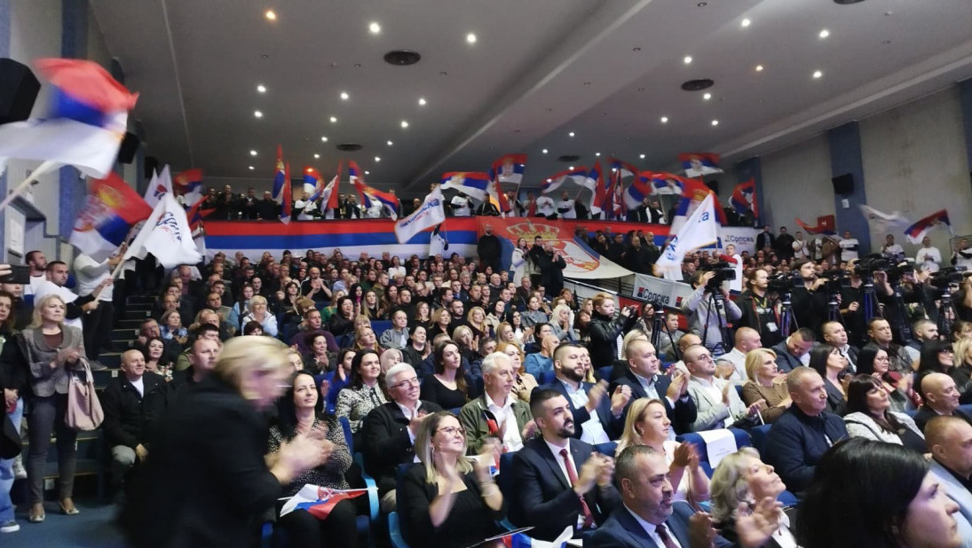 Srpska lista na završnoj konvenciji u Zvečanu: Sutra glasamo za opstanak Srba u AP KiM