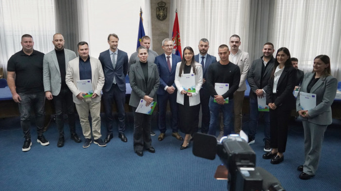 Uručeno prvih 10 rešenja dobitnicima IPARD III podsticaja: Glamočić o novom poglavlju u razvoju srpske poljoprivrede