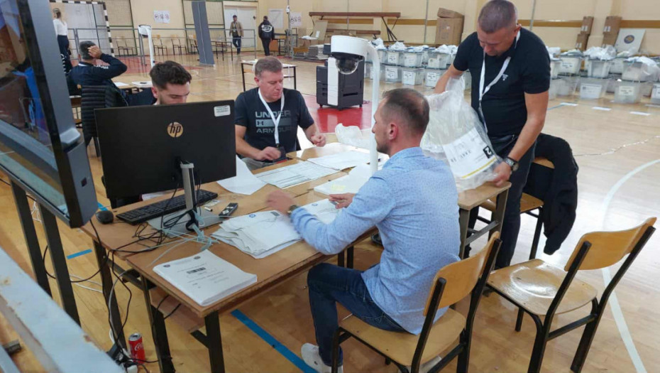 U Severnoj Mitrovici počelo brojanje glasova za odbornike skupštine te opštine