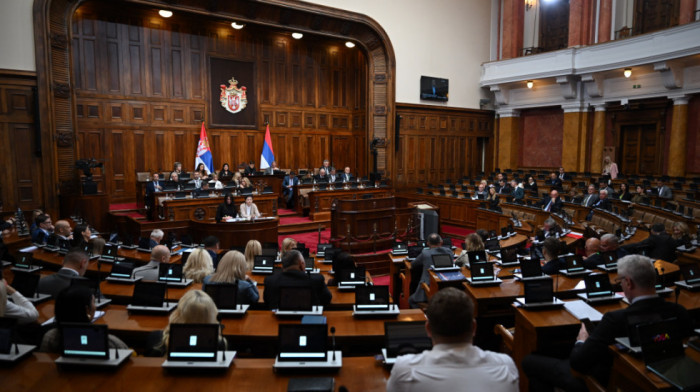 Skupština Srbije završila rad, nastavak sednice sutra u 10 sati: Podneto oko 290 amandmana