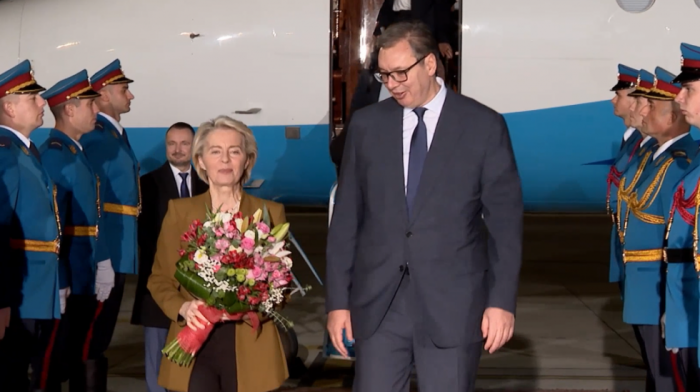 Fon der Lajen u zvaničnoj poseti Srbiji, predsednik Vučić je dočekao na aerodromu (VIDEO)