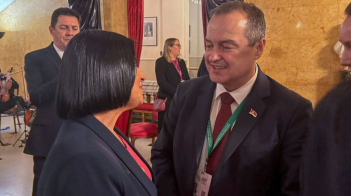 Dačić na marginama Konferencije u Londonu sa britanskom ministarkom Mahmud