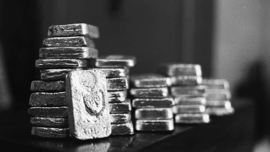 Srebro ulazi u svoje "'zlatno doba": Potražnja eksplodirala i tek će u 2026. godini