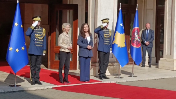 Fon der Lajen u Prištini: Kosovo da deeskalira tenzije