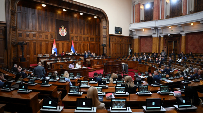 Poslanici Skupštine Srbije nastavljaju rad sutra od 10 časova