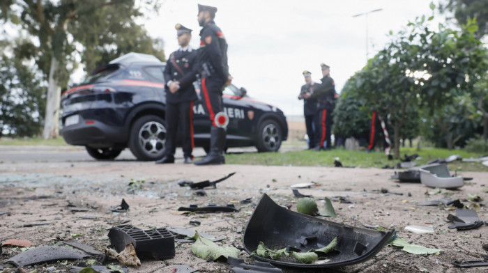 Bomba eksplodirala ispod automobila italijanskog novinara u Italiji