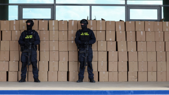 Tržišna vrednost zaplenjenih cigareta na graničnom prelazu Slovenije i Hrvatske u vrednosti od 4,2 miliona evra