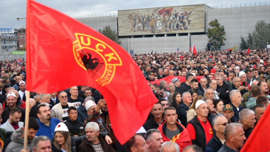 U Tirani protest podrške bivšim vođama tzv. OVK optuženim za ratne zločine