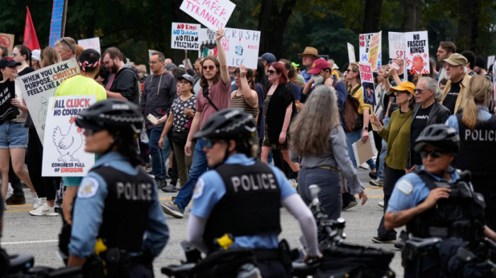 Sud doneo odluku: Komandant patrole u Čikagu lagao da su ga demonstranti pogodili kamenicom