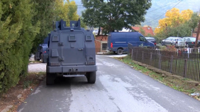 Sedmoro Srba pušteno nakon hapšenja u akciji tzv. kosovske policije u Zvečanu i Zubinom Potoku (VIDEO)