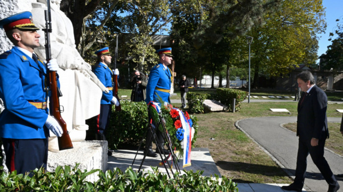 Polaganjem venaca obeležena 81. godišnjica oslobođenja Beograda u Drugom svetskom ratu
