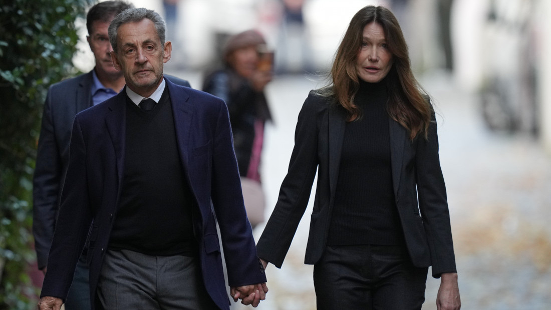 Sarkozi objavio knjigu "Dnevnik jednog zatvorenika" o svom iskustvu u zatvoru