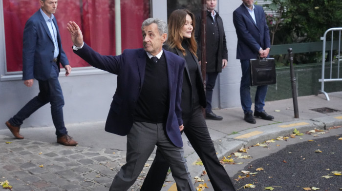 Sarkoziju dozvoljene četiri porodične posete nedeljno, jedna više nego što zakon predviđa