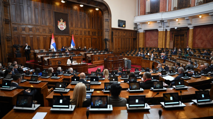 Skupština Srbije nastavila rad, danas rasprava o kadrovskim rešenjima