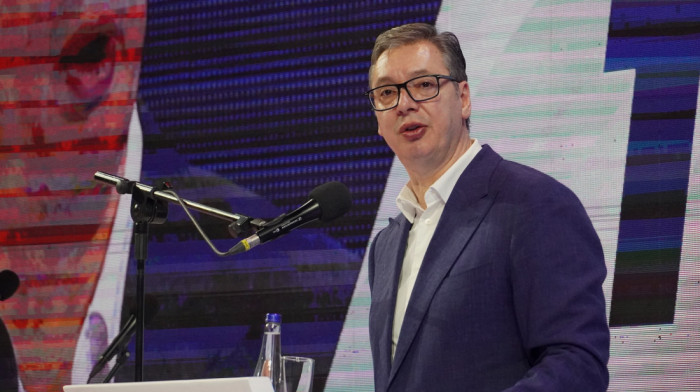 Vučić: SNS će pokazati pijetet prema žrtvama pada nadsrešnice 1. novembra