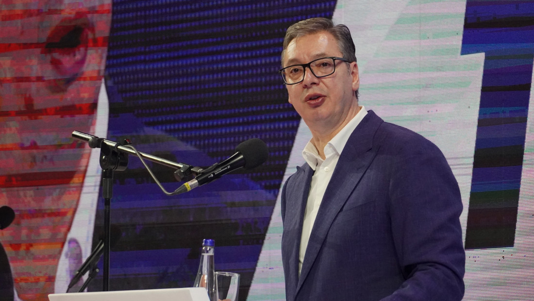 Vučić: SNS će pokazati pijetet prema žrtvama pada nadsrešnice 1. novembra