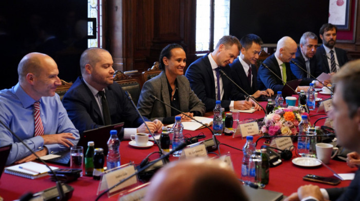 Kako će sankcije NIS-u uticati na ocenu MMF-a i hoće li se izbeći dodatna rupa u budžetu?