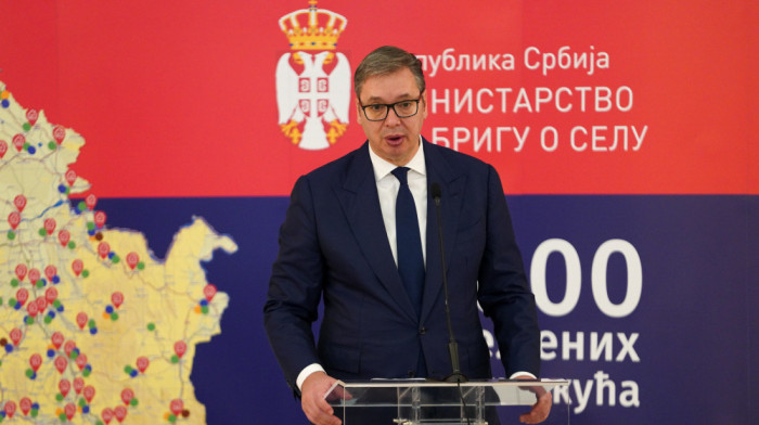 Vučić: Seoske kuće dobilo 4.000 porodica, na selu imamo više dece nego u gradu