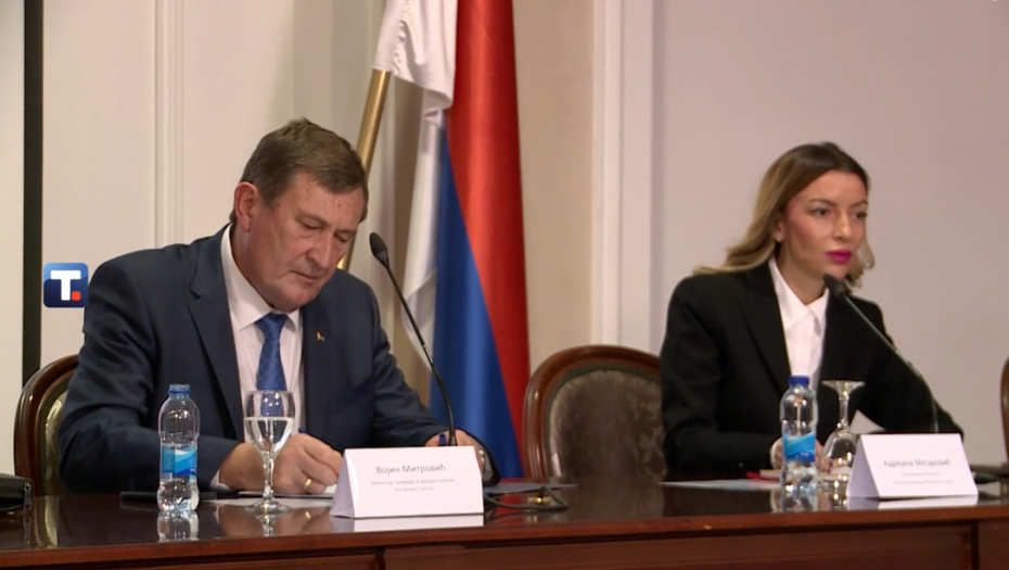 Mesarović potpisala dva sporazuma sa ministrom privrede RS radi jačanja saradnje
