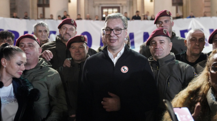 Vučić ispred Narodne skupštine: Bilo je pitanje trenutka kada će se ovako nešto dogoditi, upozoravali smo bezbroj puta