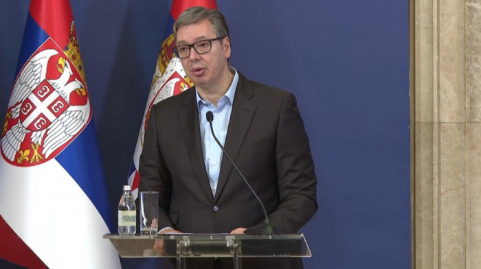 Program podrške za razvoj preduzetništva žena na selu: Vučić uručio rešenja dobitnicama i najavio povećanje pomoći