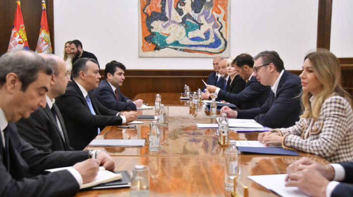 Vučić sa Babajevim: Srbija odlučna da nastavi da razvija saradnju sa Azerbejdžanom
