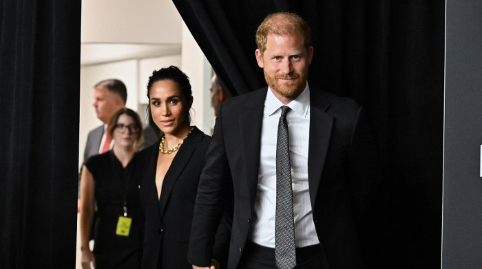 Nerešeno pitanje bezbednosti: Princ Hari dolazi u London, Megan i deca ostaju u SAD