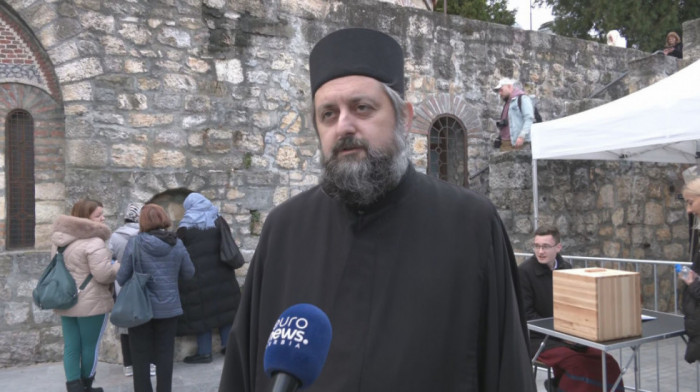 Vernici danas obeležavaju Svetu Petku - svetiteljku koja čuva žene, bolesne i putnike