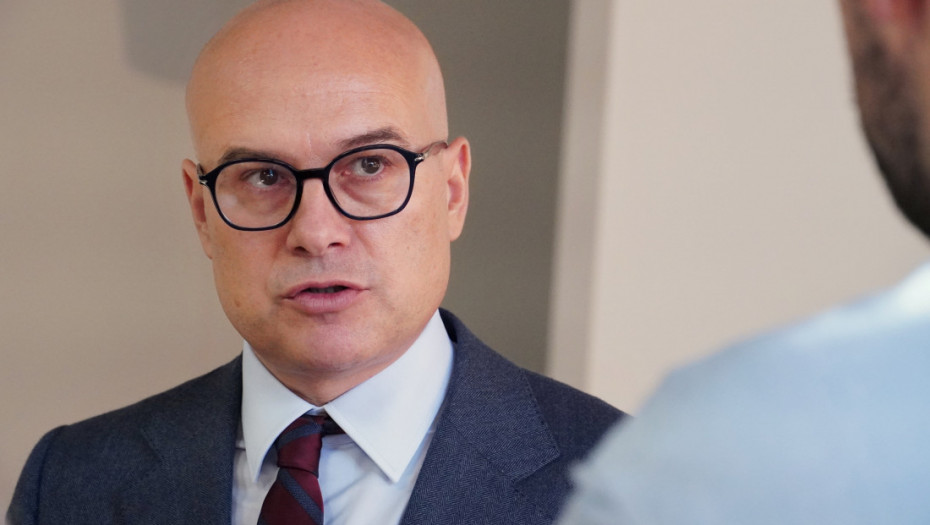 Vučević: U miru i tišini iskažimo poštovanje za stradale u Novom Sadu