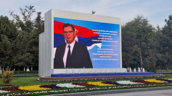 Vučić stigao u Uzbekistan: Očekuje ga sastanak sa predsednikom Šavkatom Mirzijojevom